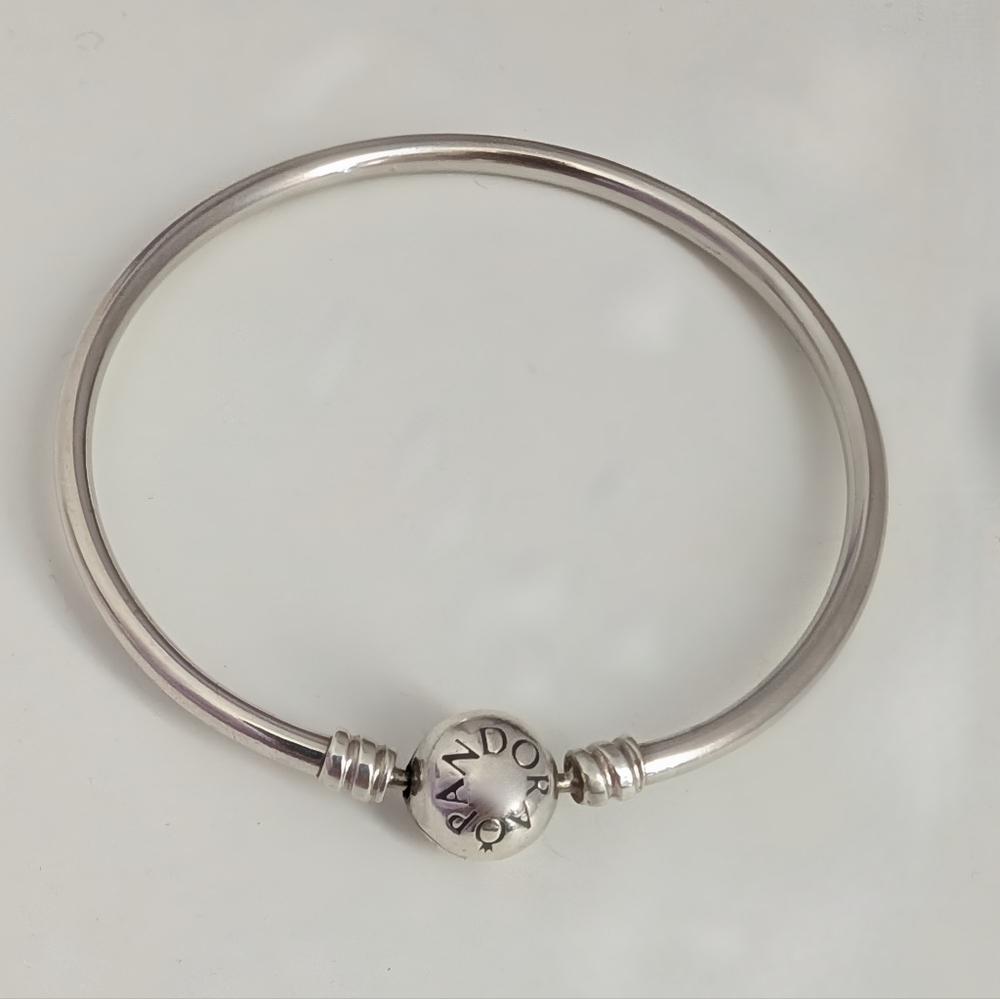 Pandora Moments Bangle